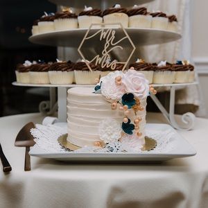 Gold Geometric Cake topper/ bride & groom signs